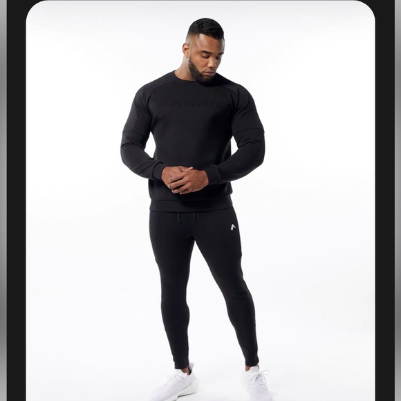 Alphalete black crew neck size medium - Picture 2 of 4